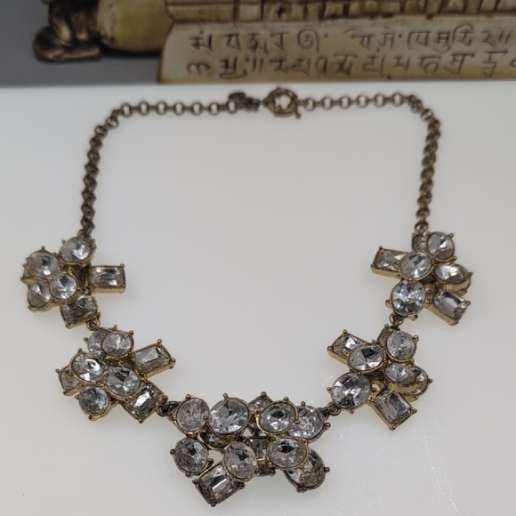 Stunning J.Crew Crystal Cluster Statement Necklace - Refined Glamour Muted Gold - Picture 3 of 4